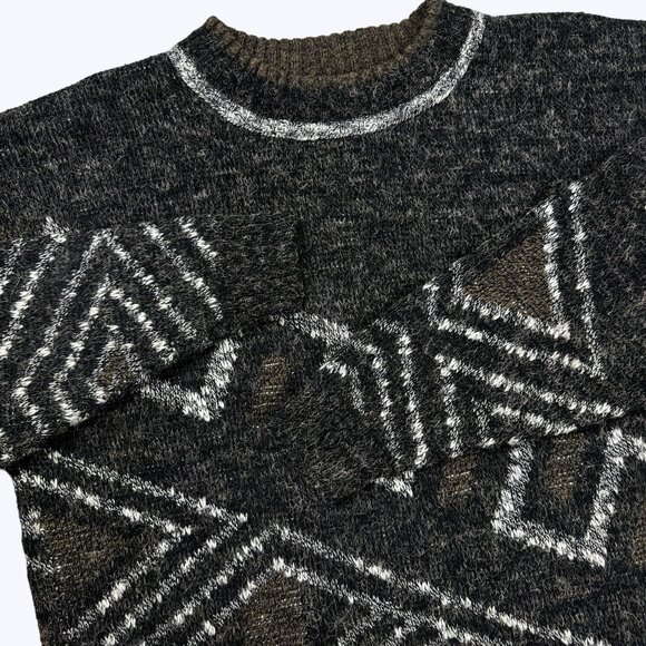 Vintage Sweater Le Tigre Men's Sweater Made In USA! Size Large Great Condition! - Picture 3 of 9